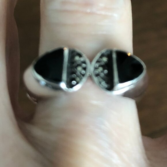 Vintage Art Deco Design Black Onyx w Marcasite Stamped Sterling Silver 925 Ring - Picture 7 of 9